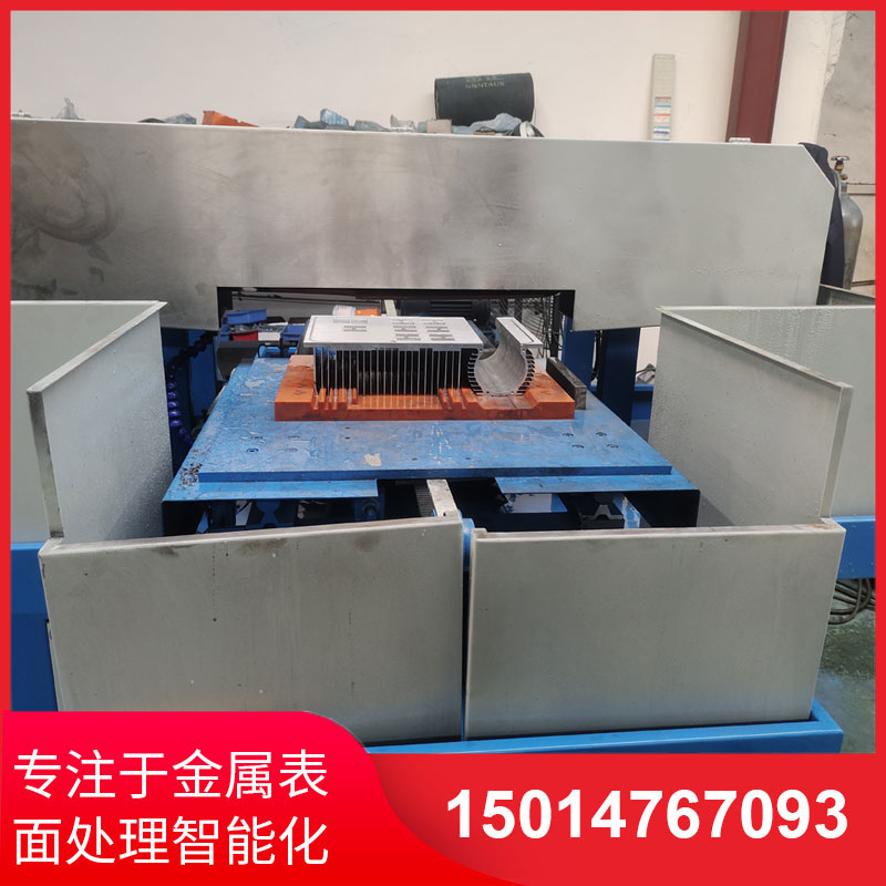 鋁材直(zhi)紋拉(la)絲機(jī)(ji)廠傢(jia)