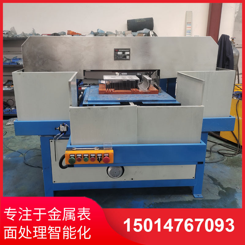 鋁(lv)材直紋(wen)拉(la)絲機(jī)(ji)生産(chan)供(gong)應(yīng)(ying)