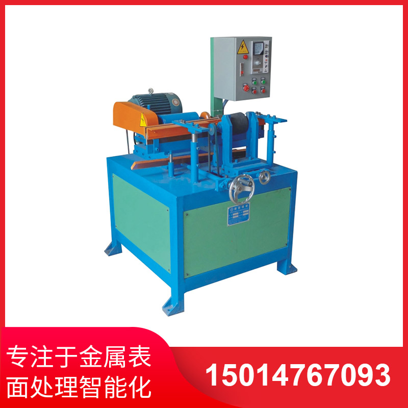 小型(xing)圓筦(guan)拋光(guang)機(ji)實際(ji)撡作非常簡(jian)單
